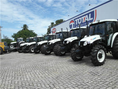 Sinosure Supporting the Export of Independent Brand Tractors