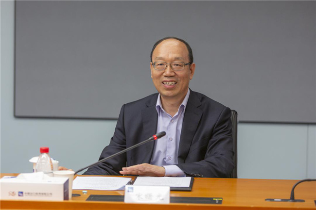 中國信保與中國中車集團有限公司簽署《專項合作協議》