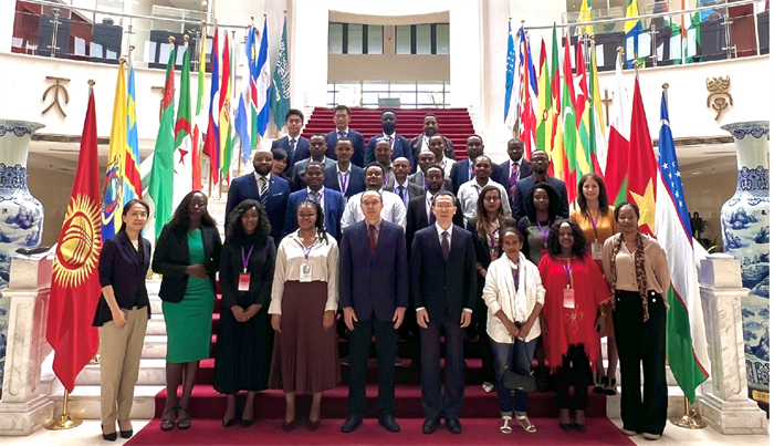 中國信保圓滿完成非洲(英語國家)出口信用機構能力建設研修班系列工作